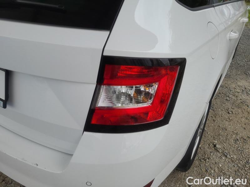  Skoda  Fabia  Combi (2015) Com.1.0TSI 70 Ambition 5d #21
