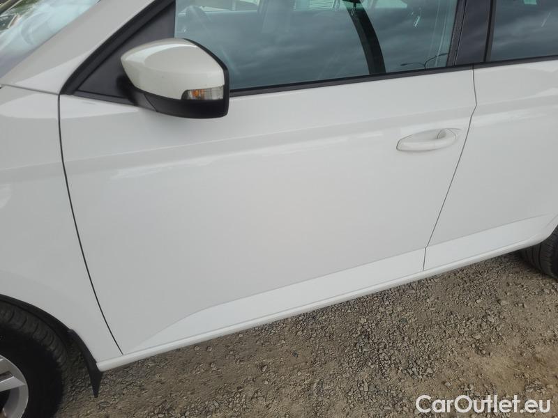  Skoda  Fabia  Combi (2015) Com.1.0TSI 70 Ambition 5d #3