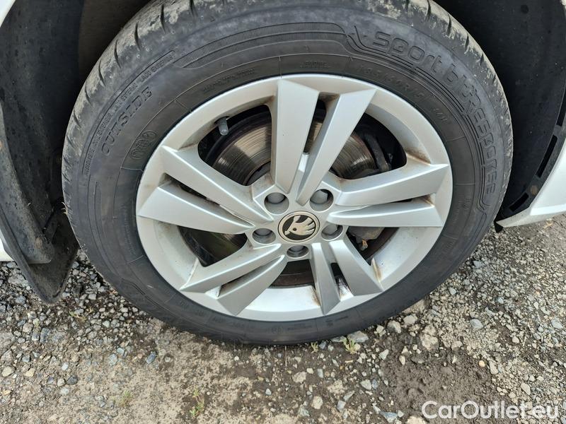  Skoda  Fabia  (PJ3) (2021) Com.1.0TSI 70 Ambition 5d #32