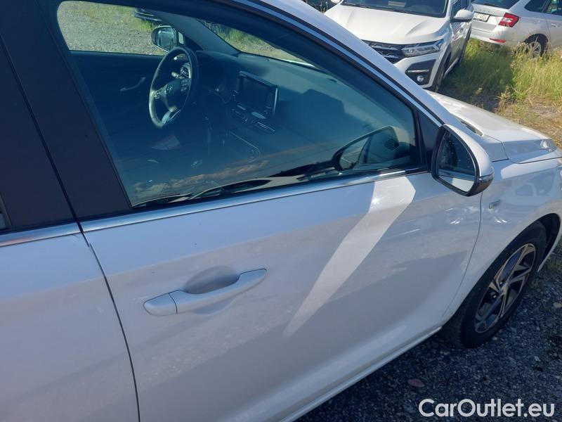  Hyundai  i30   cw (PD)(2017->)  kom.1.5T-GDI Smart 5d #3