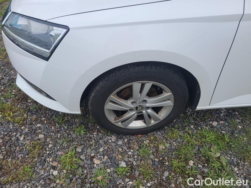  Skoda  Fabia  Combi (2015) Com.1.0TSI 70 Ambition 5d #2
