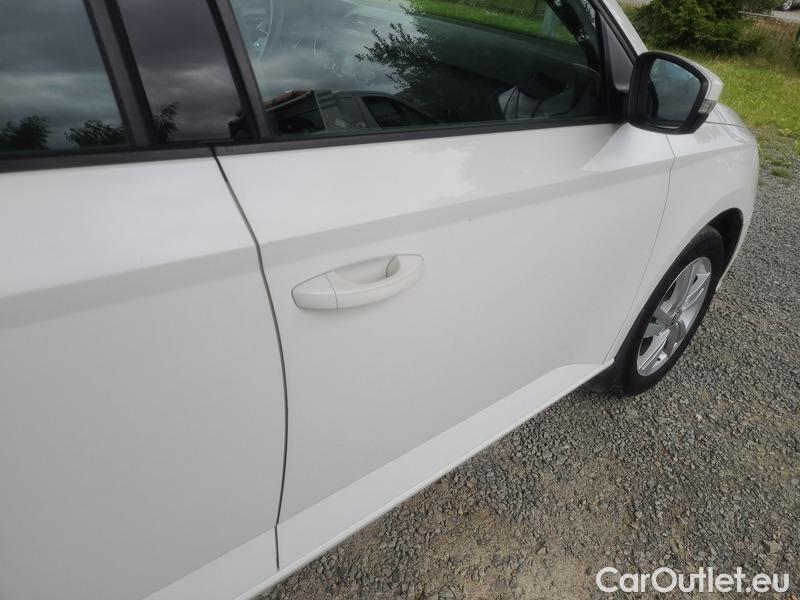  Skoda  Fabia  Combi (2015) Com.1.0TSI 70 Ambition 5d #23