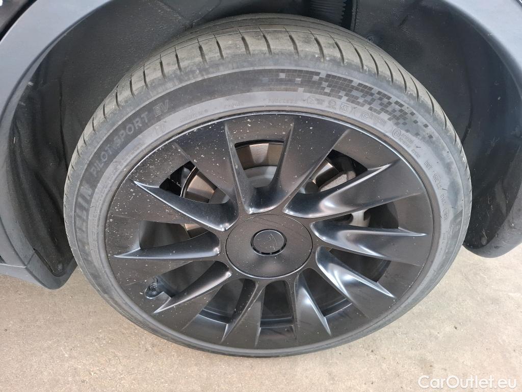  Tesla  Model Y TESLA  / 2020 / 5P / SUV Grand Autonomie Dual Motor AWD #32