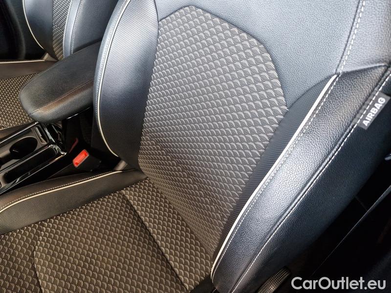  KIA  XCeed  (2019)  1.5 T-GDI Exclusive AT #8