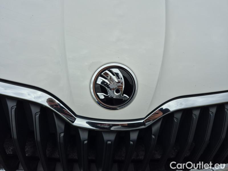 Skoda  Fabia  (PJ3) (2021) Com.1.0TSI 70 Ambition 5d #3