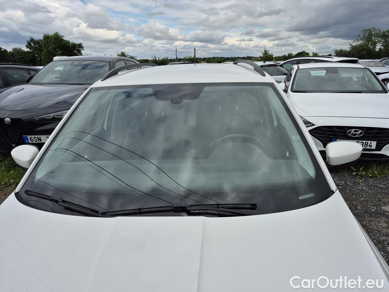  Skoda  Fabia  (PJ3) (2021) Com.1.0TSI 70 Ambition 5d #1