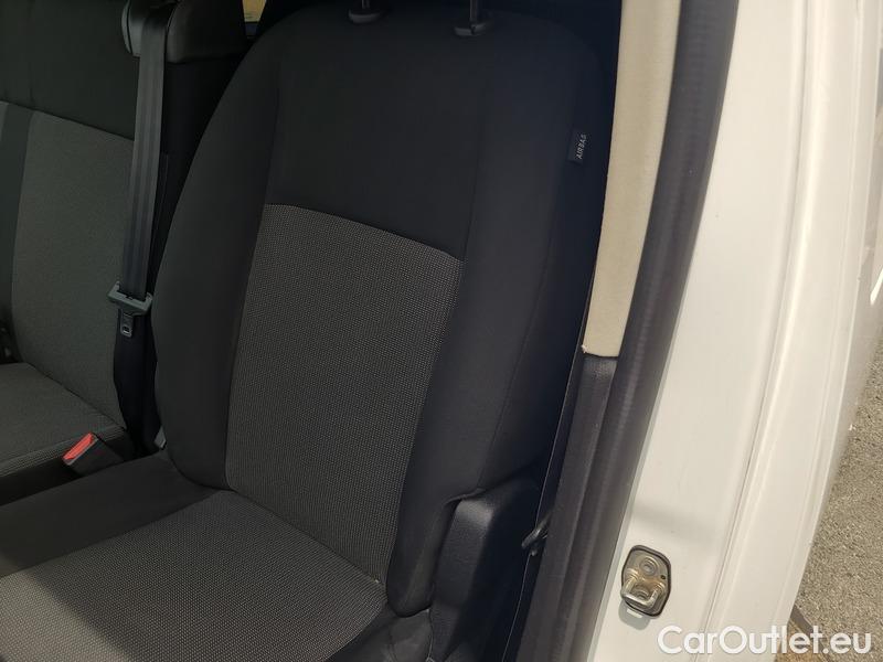  Peugeot  Expert  LCV (2016) Exp. 2.0BHDi 120 Polocom.L3 4d #11