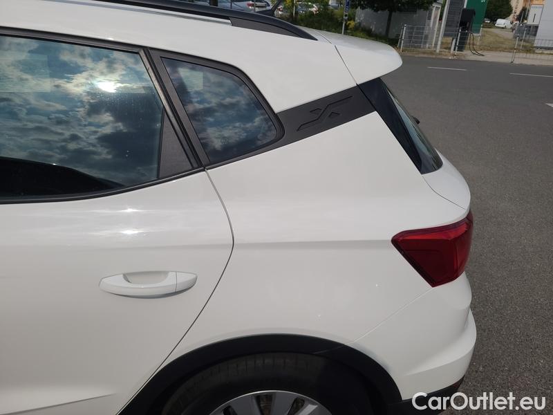  Seat  Arona  (2017->)  1.0 TSI 70 Style 5d #3
