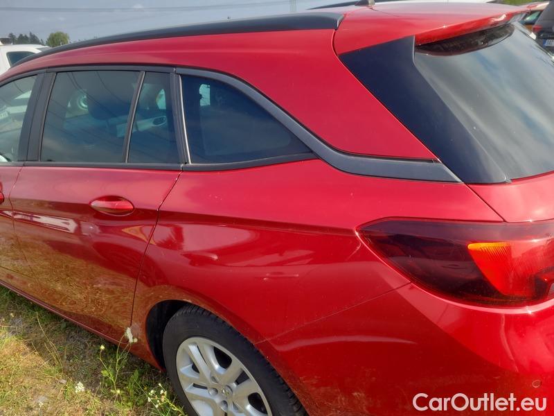 Opel  Astra  K (2015) ST 1.5CDTi 90 Edition 5d #11