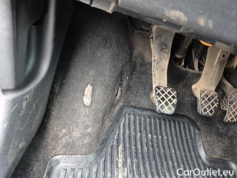  Skoda  Fabia  (PJ3) (2021) Com.1.0TSI 70 Ambition 5d #12