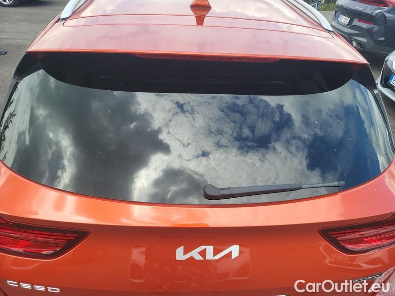  KIA  Cee'd Ceed  (CD) (2018->) Ceed SW 1.5TGDI 118 GT Line AT #9