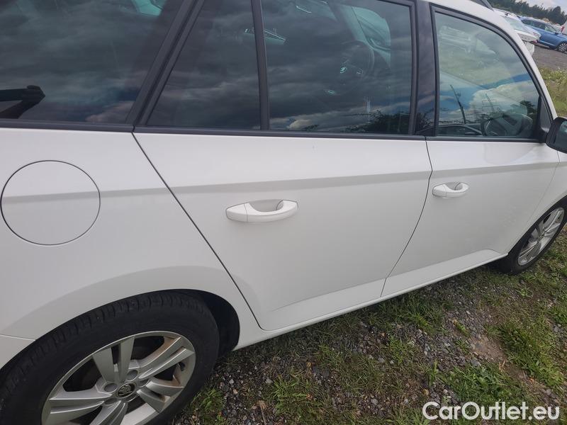  Skoda  Fabia  Combi (2015) Com.1.0TSI 70 Ambition 5d #4