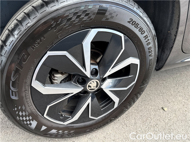  Skoda  KAMIQ  1.5TSI 110 Style AT #7