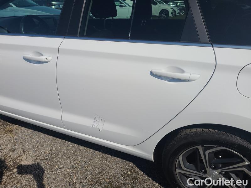  Hyundai  i30   cw (PD)(2017->)  kom.1.5T-GDI Smart 5d #9