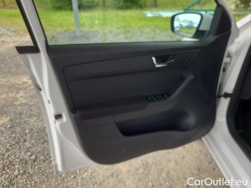  Skoda  Fabia  Combi (2015) Com.1.0TSI 70 Ambition 5d #11