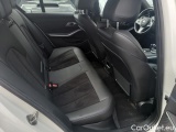 Bmw  Serie 3  Lim. (F30)  (2015) 318d AT 4d #11