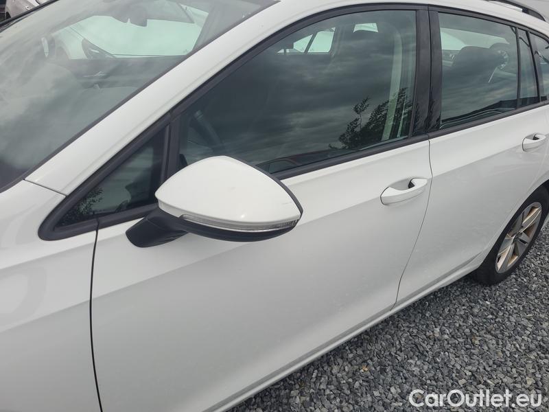  Volkswagen  Golf  VIII Variant (CG5) 2020 Var.2.0TDI 85 Life 5d #5