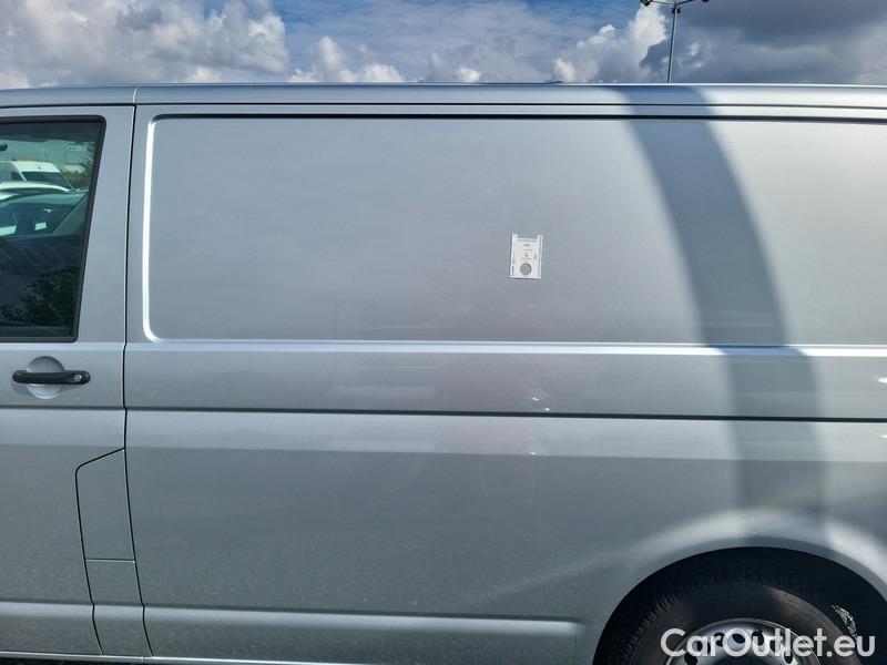 Volkswagen  Transporter T6  (2015) Tra.2.0TDI 75 KR 4d #8
