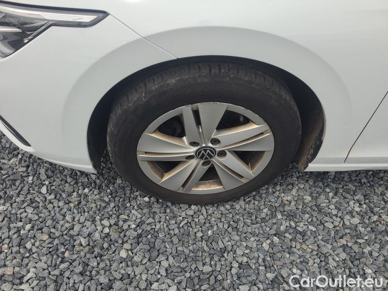  Volkswagen  Golf  VIII Variant (CG5) 2020 Var.2.0TDI 85 Life 5d #4