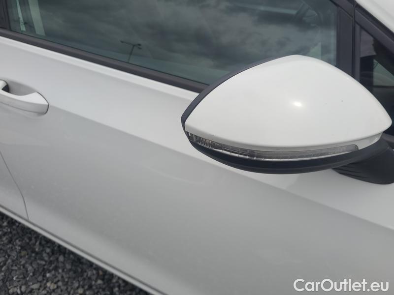  Volkswagen  Golf  VIII Variant (CG5) 2020 Var.2.0TDI 85 Life 5d #17