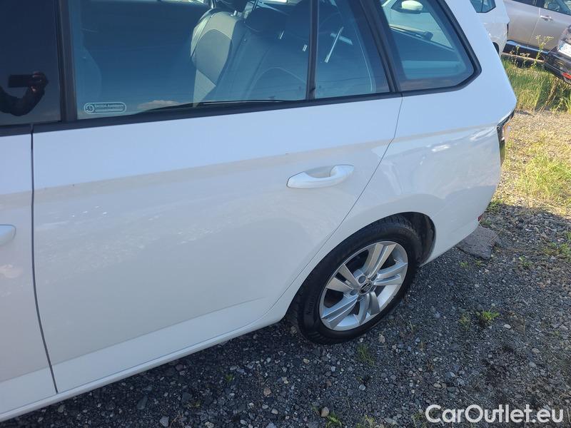  Skoda  Fabia  Combi (2015) Com.1.0TSI 70 Ambition 5d #3