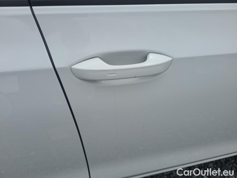  Volkswagen  Golf  VIII Variant (CG5) 2020 Var.2.0TDI 85 Life 5d #15