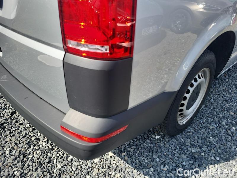  Volkswagen  Transporter T6  (2015) Tra.2.0TDI 75 KR 4d #11
