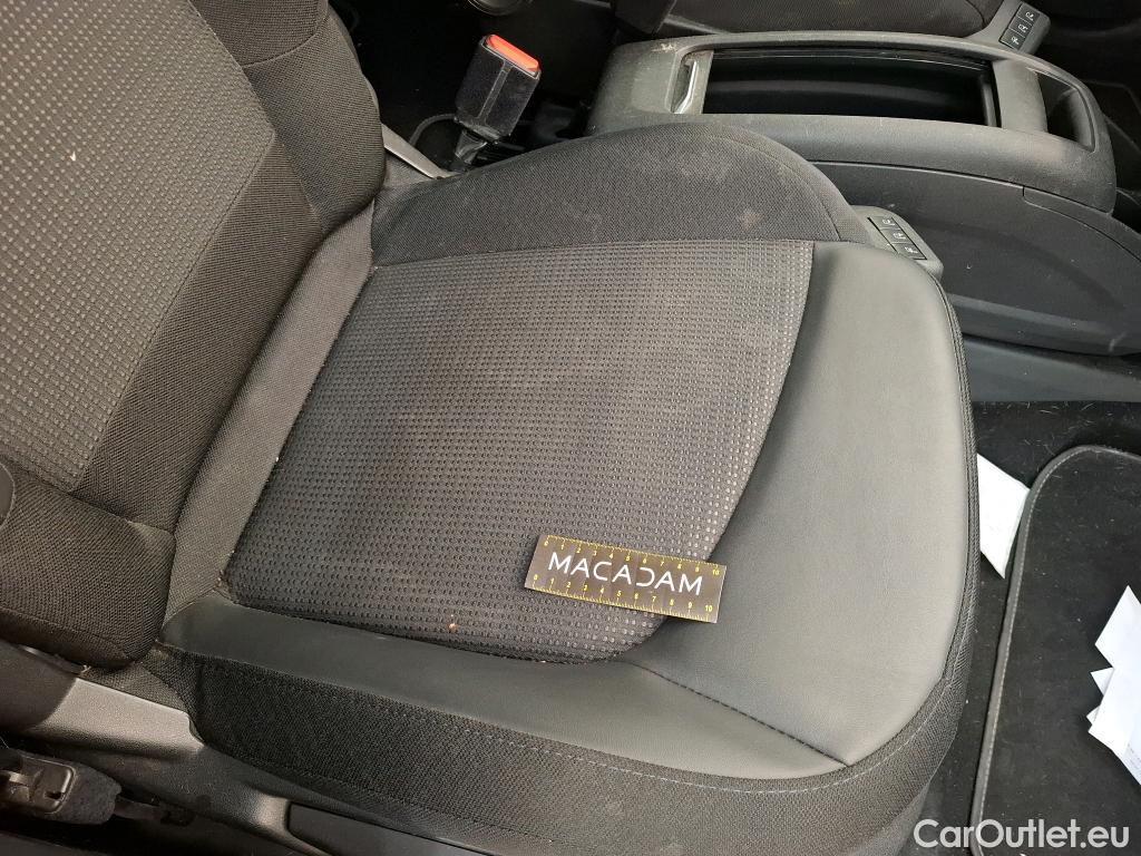  Citroen  C4 Grand Picasso /Spacetourer Shine 1.5 BlueHDi 130CV BVA8 E6d/Vo Repeint en Rouge / Teinte SIV Blanc Banquise/ #72