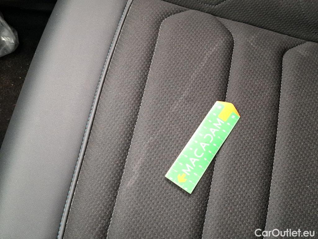 Citroen  C5 Aircross CITROEN  / 2022 / 5P / SUV Hybrid rechargeable 225 e-EAT8 Feel Pack #7