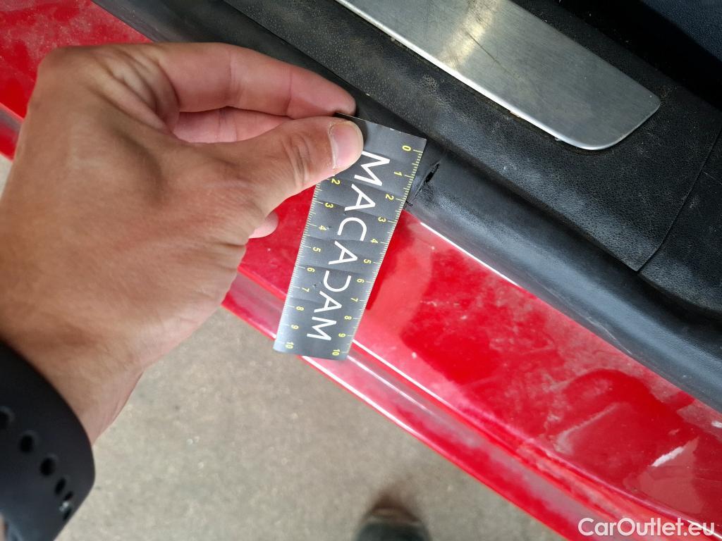  Citroen  C4 Grand Picasso /Spacetourer Shine 1.5 BlueHDi 130CV BVA8 E6d/Vo Repeint en Rouge / Teinte SIV Blanc Banquise/ #28