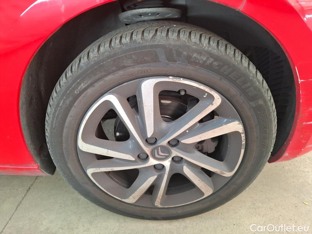  Citroen  C4 Grand Picasso /Spacetourer Shine 1.5 BlueHDi 130CV BVA8 E6d/Vo Repeint en Rouge / Teinte SIV Blanc Banquise/ #38
