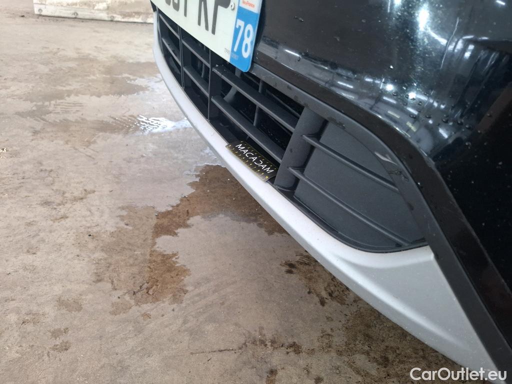  Ford  Kuga  Titanium 1.5 TDCi 120CV BVM6 E6 #48