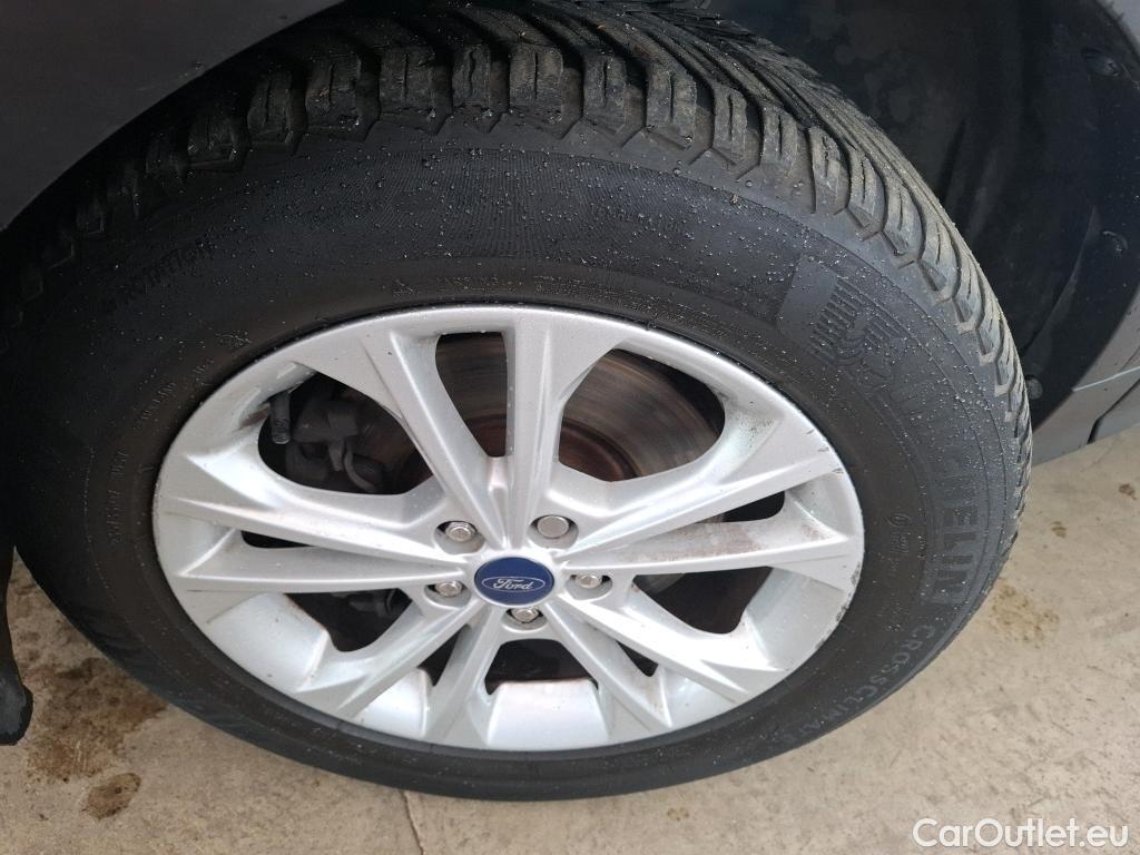  Ford  Kuga  Titanium 1.5 TDCi 120CV BVM6 E6 #57
