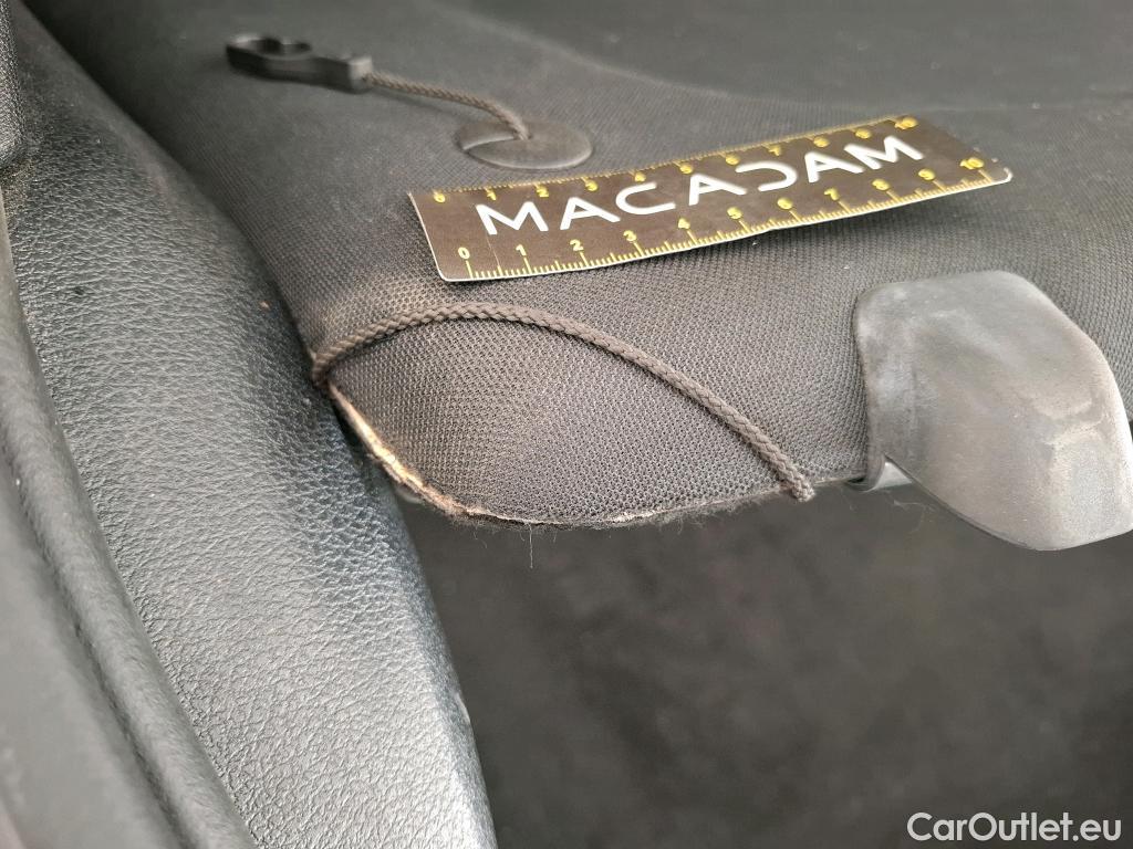  Mercedes  A-Klasse MERCEDES-BENZ Classe A Compact / 2022 / 5P / Berline A 200 Business Line 7G-DCT #7
