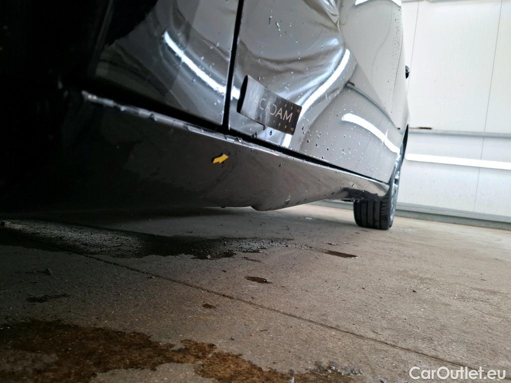  Mercedes  A-Klasse MERCEDES-BENZ Classe A Compact / 2022 / 5P / Berline A 200 Business Line 7G-DCT #1