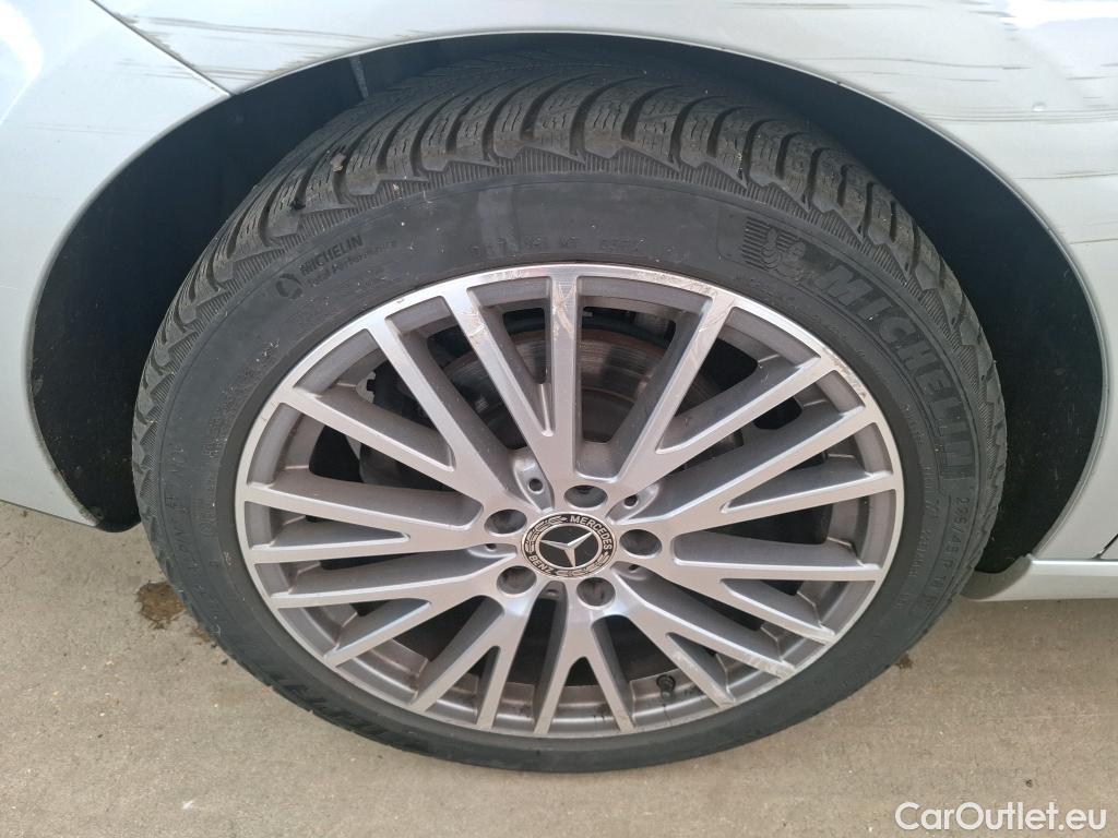  Mercedes  CLA-Klasse MERCEDES-BENZ CLA Shooting Brake / 2019 / 5P / Break CLA 200 d Business Line BA8 #37