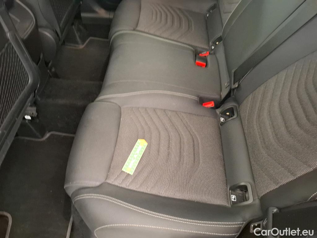  Mercedes  GLA MERCEDES-BENZ  / 2023 / 5P / SUV  200 d Business Line DCT #15