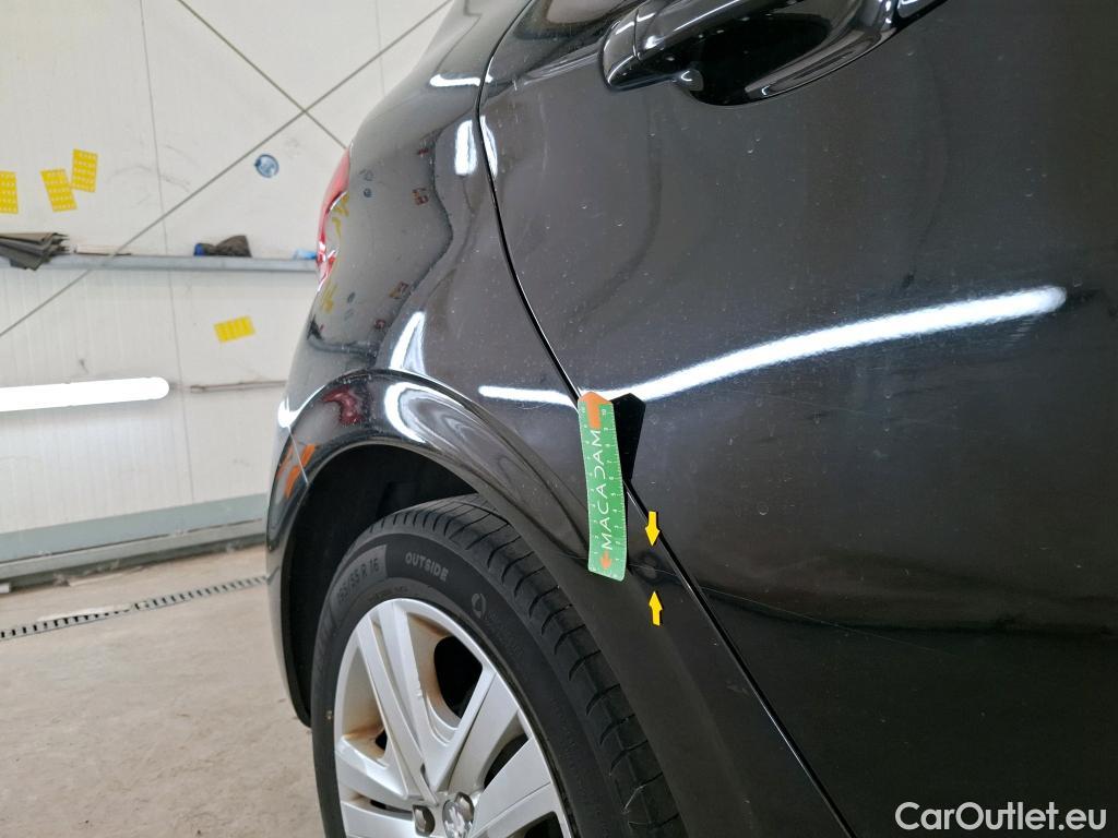  Peugeot  208  Allure Business 1.2 PureTech 110CV BVM6 E6dT #15