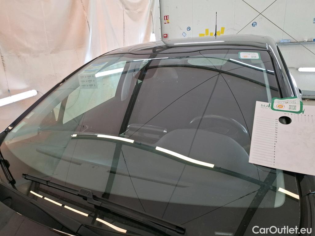  Peugeot  208  Allure Business 1.2 PureTech 110CV BVM6 E6dT #3