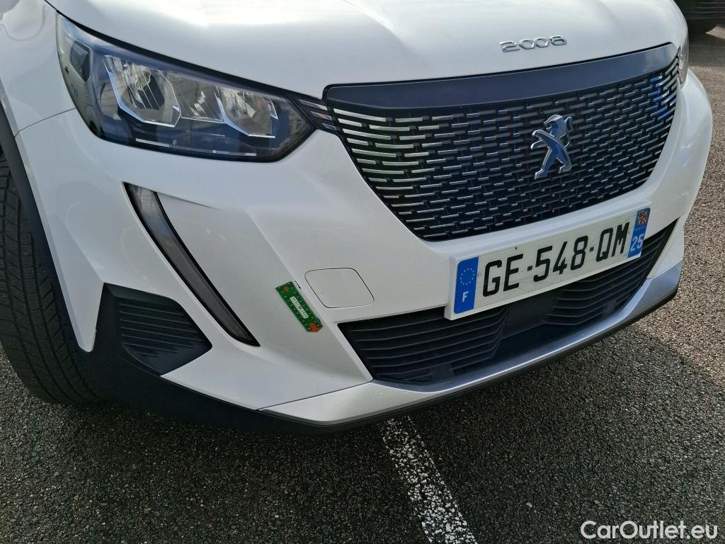  Peugeot  2008  Allure Pack 1.5 HDi 130CV BVA8 E6d #24