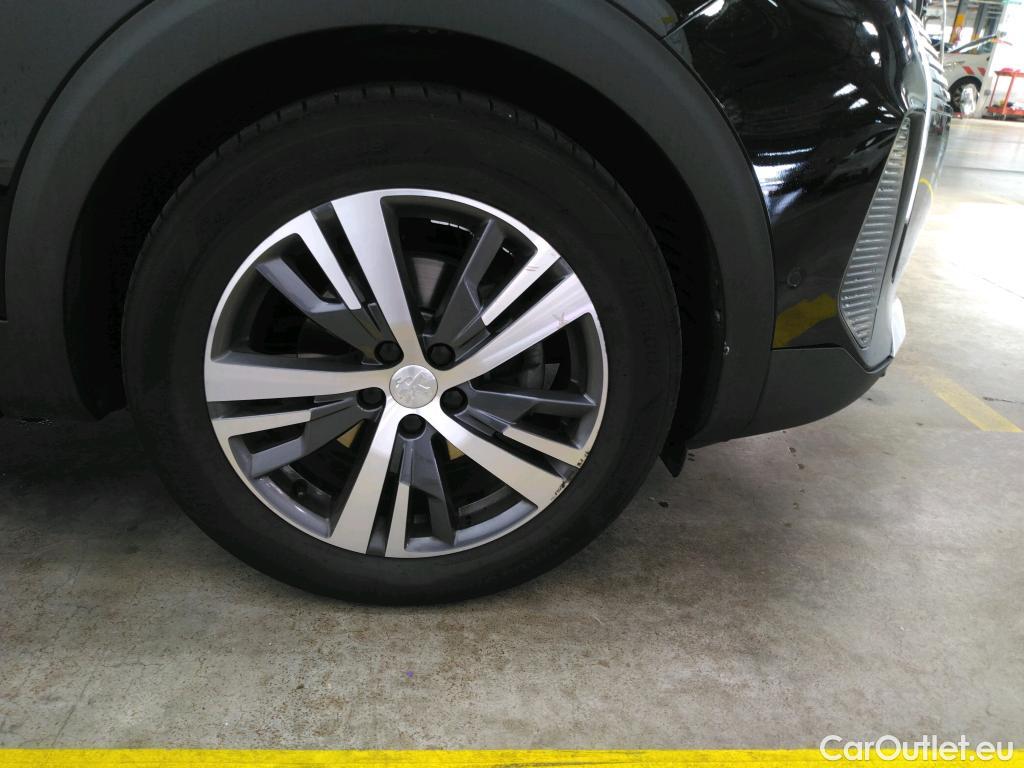  Peugeot  3008  Allure 1.5 HDi 130CV BVA8 E6d #28