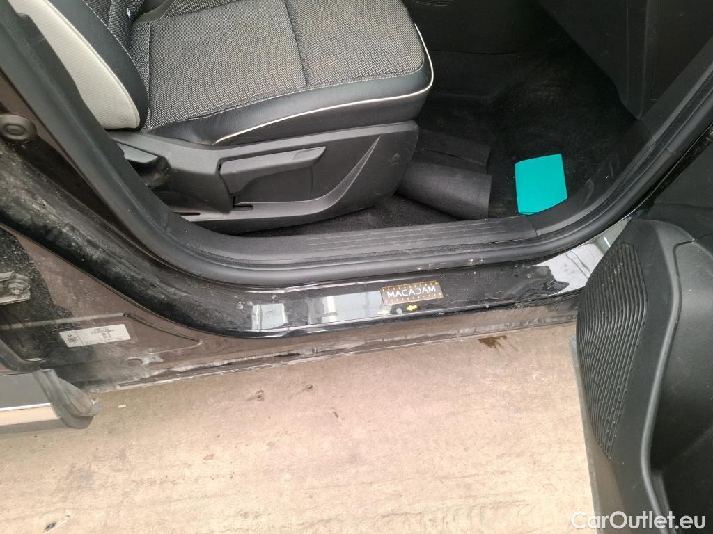  Renault  Captur RENAULT  / 2019 / 5P / SUV techno mild hybrid 160 EDC #25