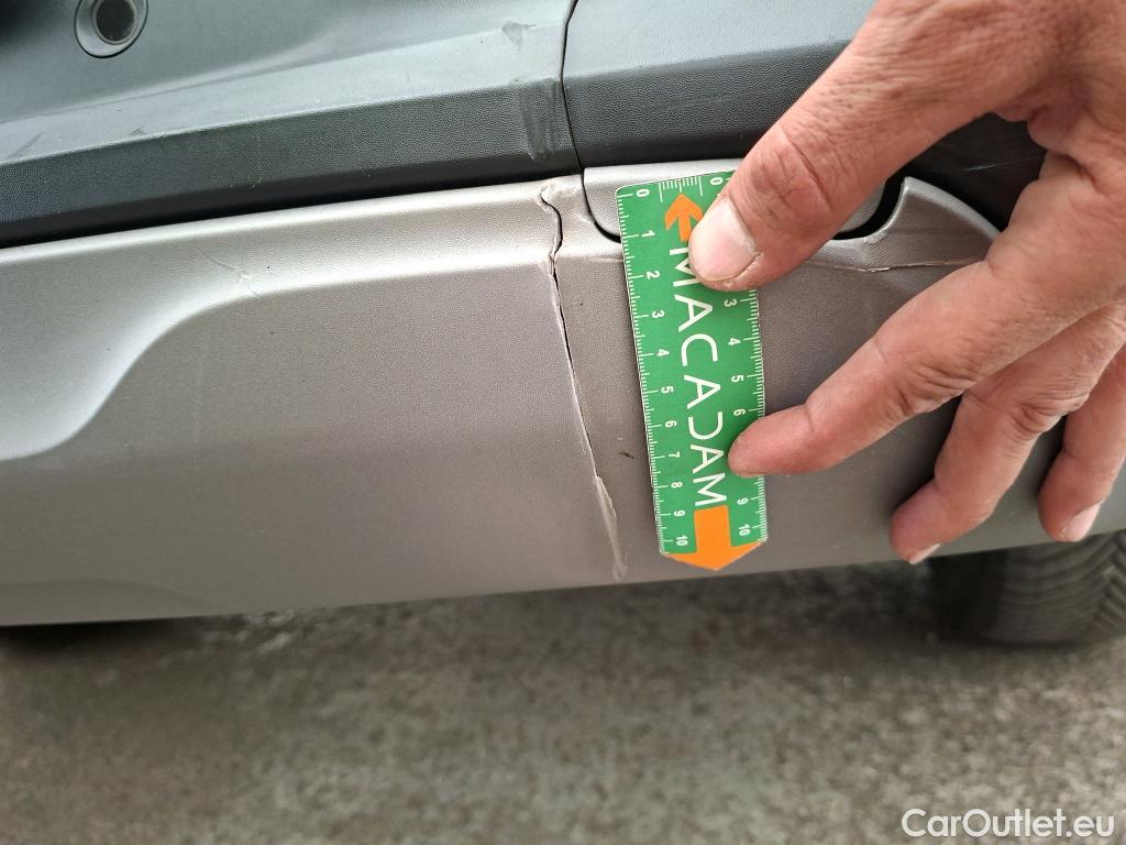  Renault  Arkana RENAULT  / 2021 / 5P / SUV Techno mild hybrid 140 EDC -22 #3