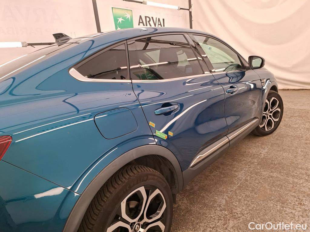  Renault  Arkana RENAULT  / 2021 / 5P / SUV Techno mild hybrid 140 EDC -22 #4