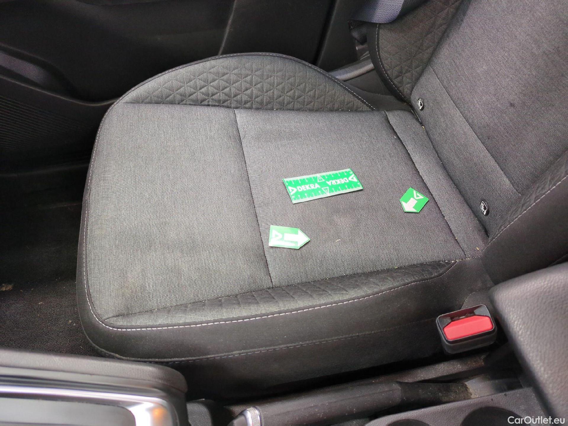  Renault  Captur  II Business 1.6 E-TECH Hybrid 145CV BVA6 E6d #16