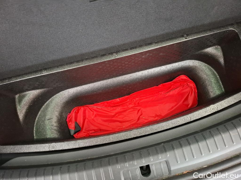  Seat  Leon SEAT  Sportstourer / 2020 / 5P / Break 1.4 eHybrid 204 DSG S&S FR #78