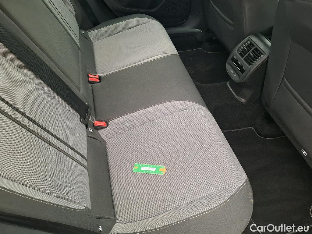  Seat  Leon  Sportstourer 2.0 TDI 110 kW Business TDI 150CV BVA7 6E #5