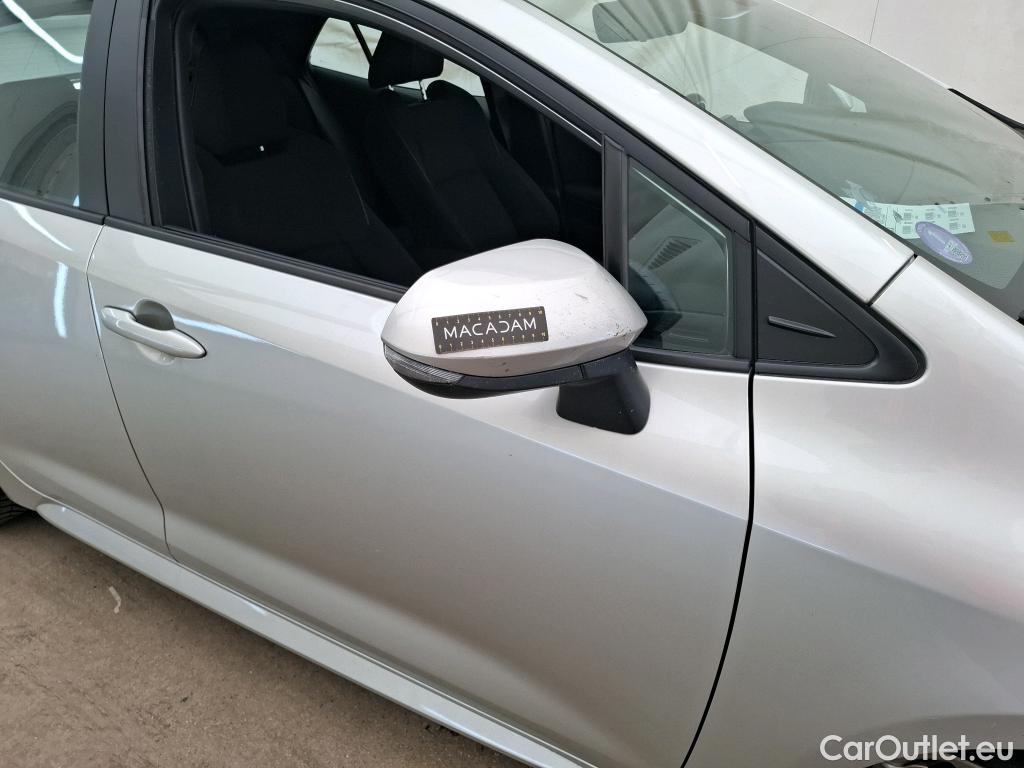  Toyota  Corolla TOYOTA  / 2018 / 5P / Berline Hybride 122h Dynamic Business Beyond Zer #8