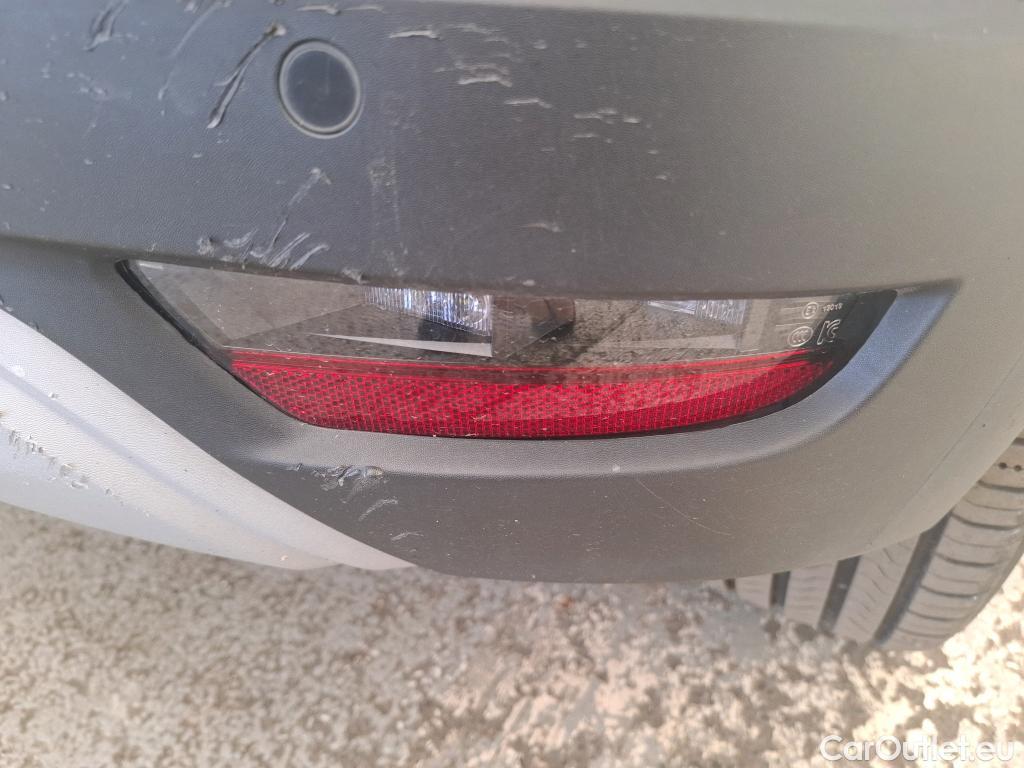  Renault  Captur RENAULT  / 2019 / 5P / SUV Business E-Tech hybride rechargeable 160 TVU #17