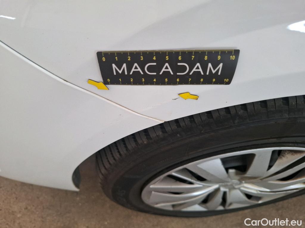  Peugeot  208  Premium 1.5 HDi 100CV BVM6 E6d #37